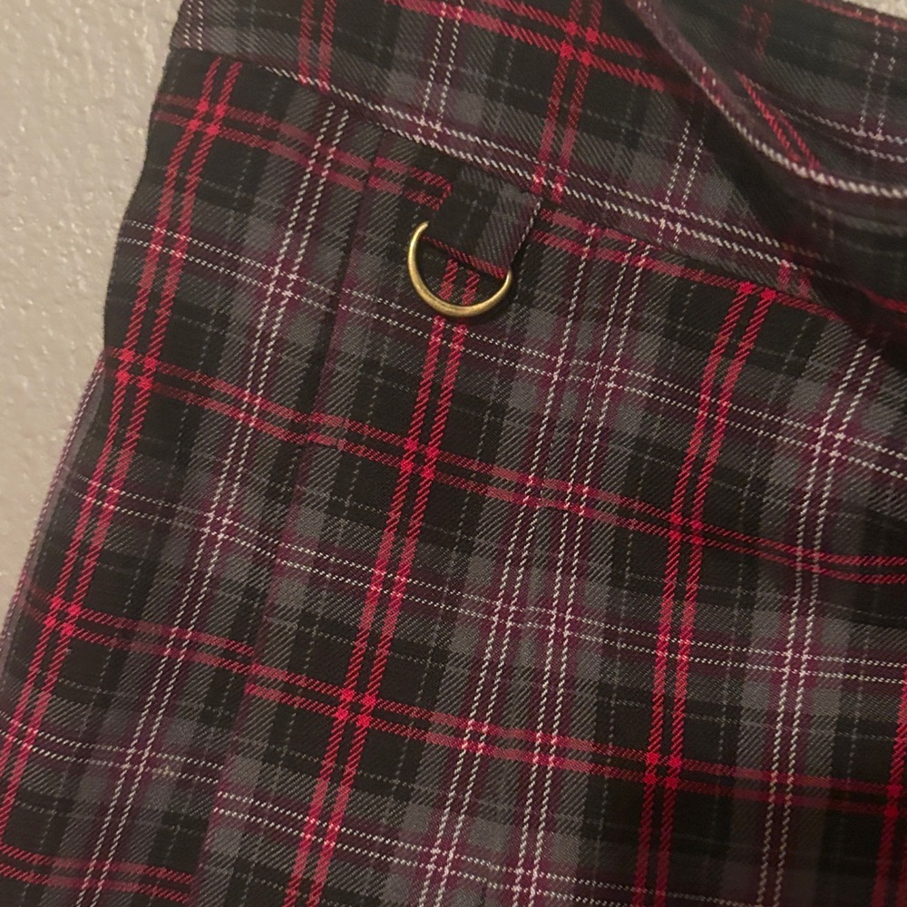 Old Navy Plaid Mini Skirt - pink and Black - Picture 3 of 5